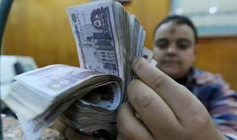 الفلوس قربت تخش الحساب .. جدول المعاشات 2025 يفرّح الجميع برسالة رسمية
