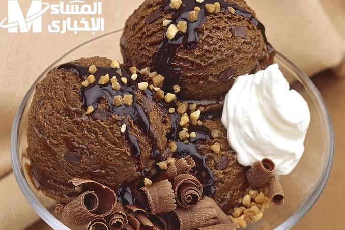 الكاكاو اتجمد بنعومة.. آيس كريم الشوكولاتة بالكاكاو متعة مجمدة