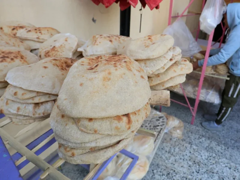 طعم العيش مختلف .. شعبة المخابز والتموين تحدد سعر رغيف العيش في مصر اليوم الاثنين 19/5/2025 تقرير شامل