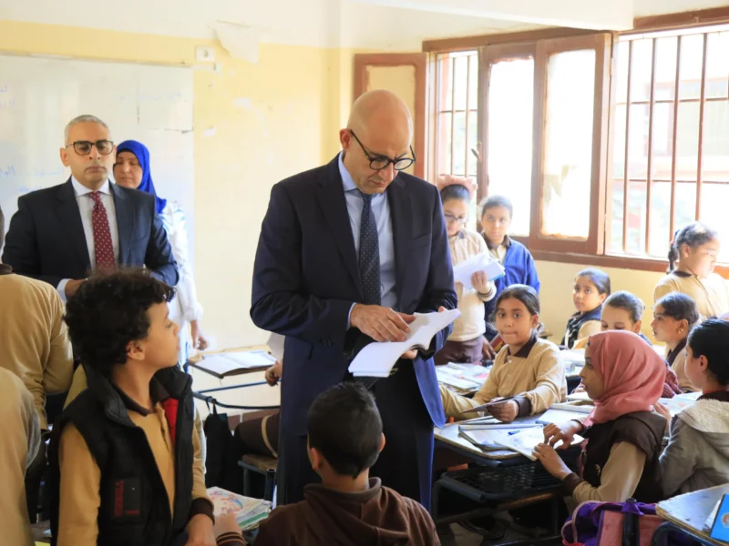 امتحانات السفر قربت تبدأ .. موعد امتحانات الفصل الدراسي الثاني 2025 للمصريين بالخارج تحديد رسمي