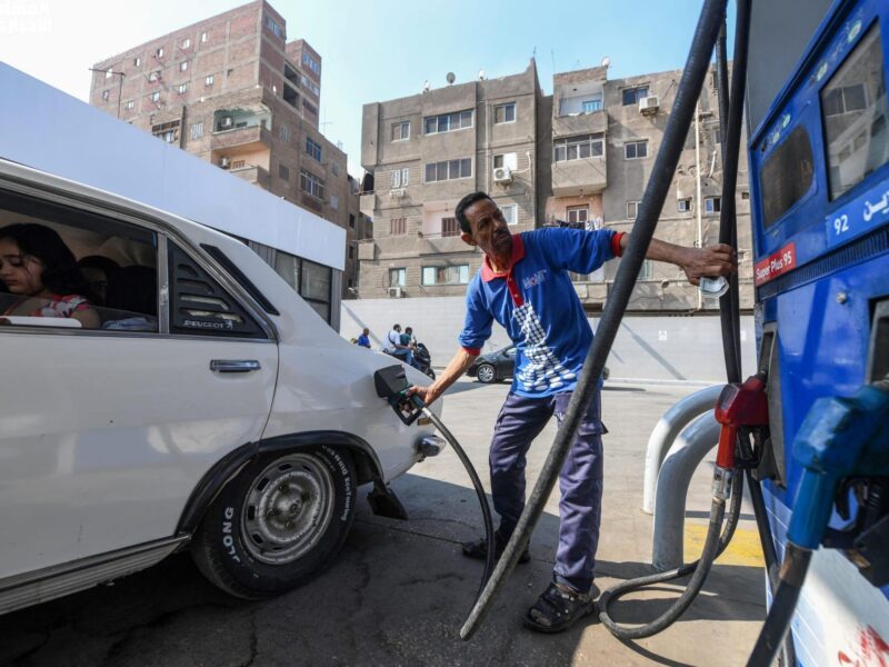السواق قال هتزودوا إيه تاني.. التعريفة الجديدة بعد البنزين زادت 15% في بعض الخطوط
