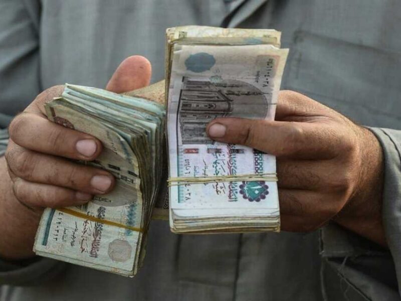 الدرجة بقت لها تمن.. جدول مرتبات الموظفين الجديد 2025 حسب كل فئة وظيفية