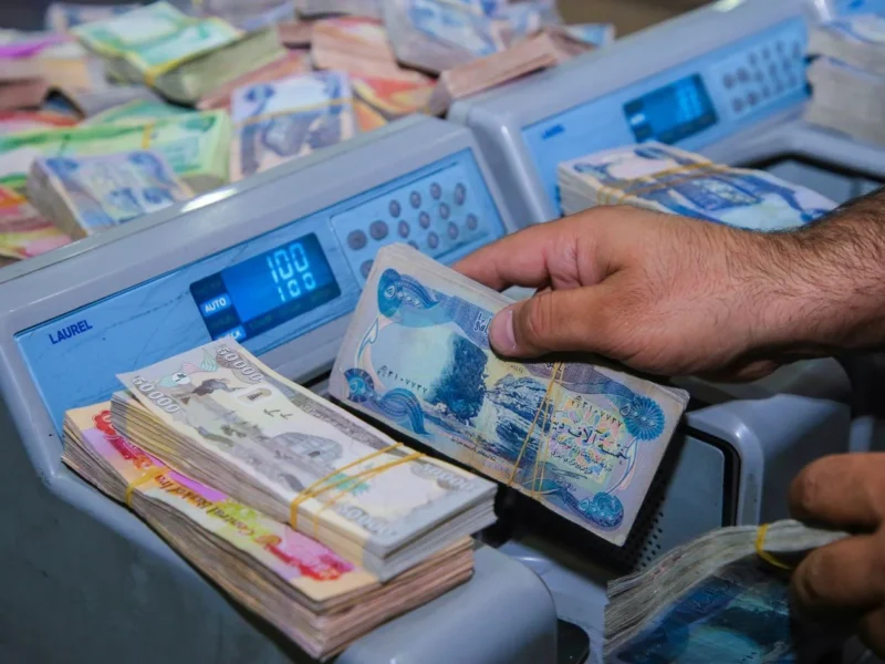 القبضة فتحت والفرحة عمت.. شوف مواعيد صرف الرواتب في مايو 2025 والمفاجأة اللي فرحت الكل