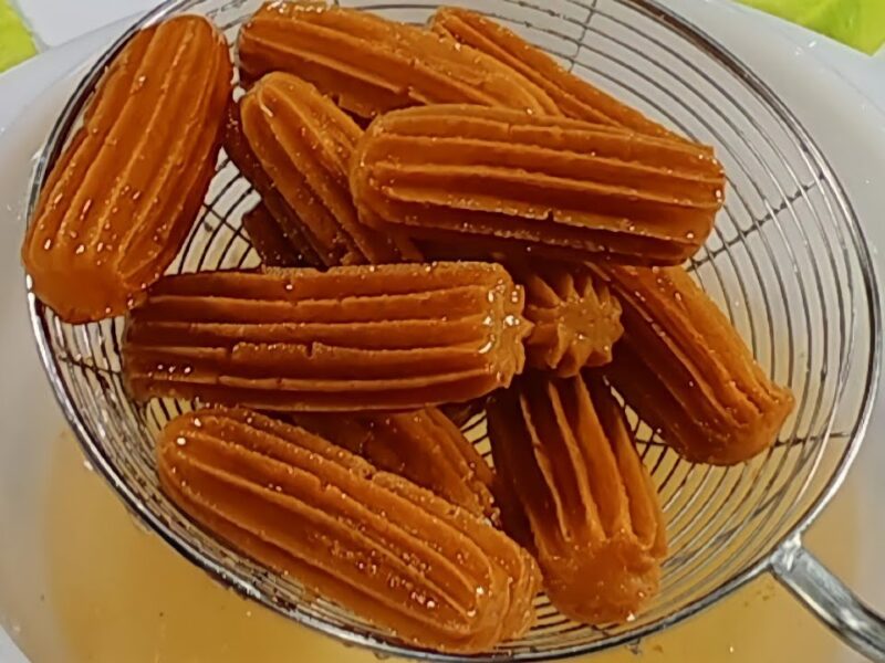 هتطير في السما من أول قطمة… طريقة عمل بلح الشام زي الحلوانى بالظبط ويمكن احلى