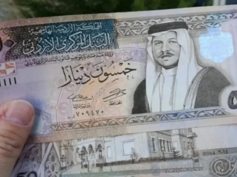 الدينار وصل.. 100 دينار مكافأة للمتقاعدين في الأردن 2025 وفرحة كبيرة على الطريق