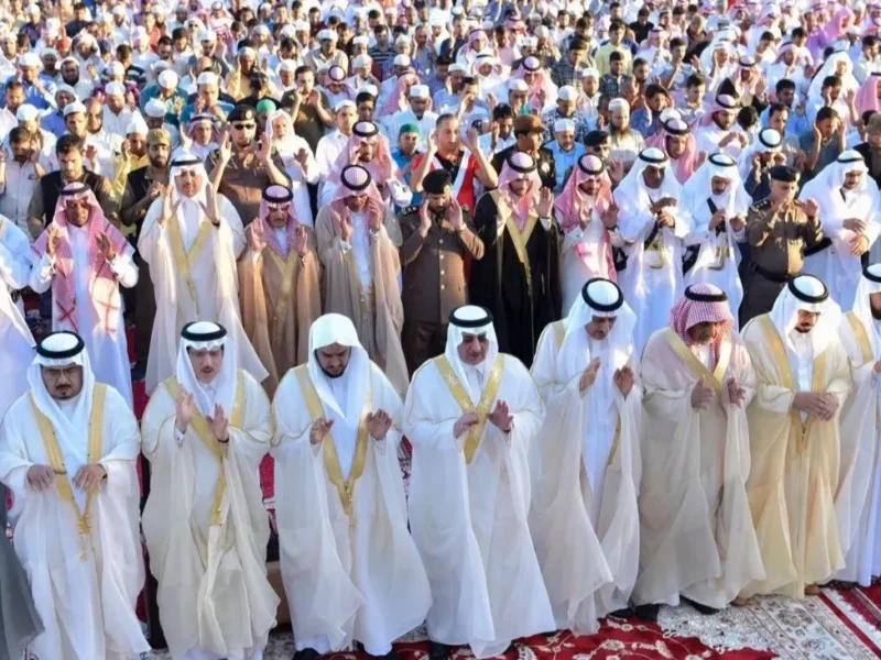 العيد بيقرّب من الكل .. موعد عيد الأضحي 2025 في مصر السعودية والامارات توقيت رسمي