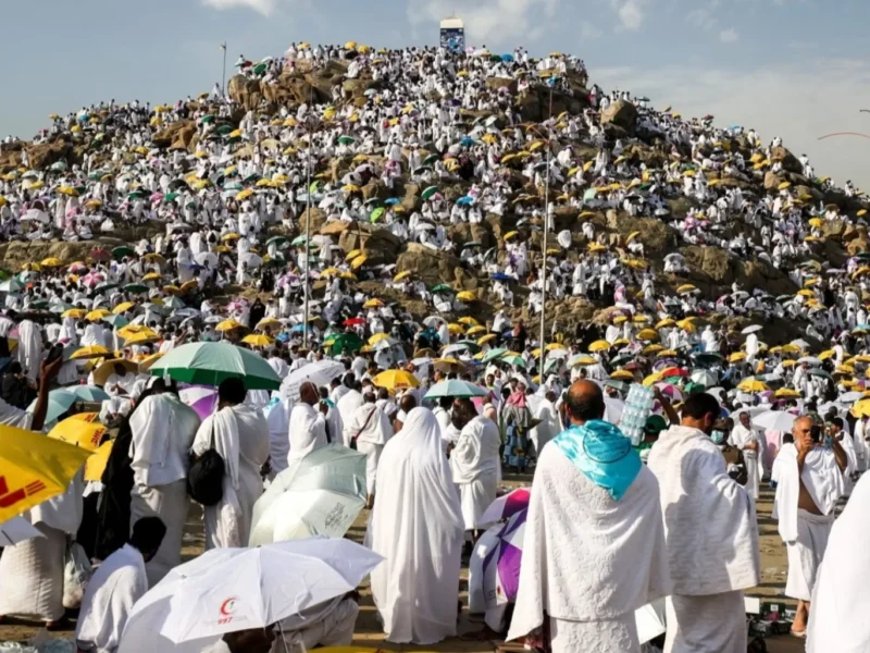 العيد هيبدأ بعد الوقفة .. موعد وقفة عرفات 2025 متى موعدها وتوقيت إجازة يوم عرفة فضل عظيم
