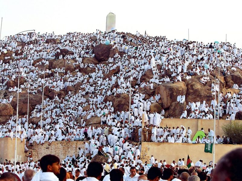 العيد اتأكد رسميًا فلكيًا .. وقفة عرفات وعيد الأضحى 2025 ميعاد واضح