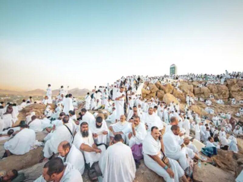 الأسعار زادت على الحجاج .. أسعار الحج السياحي 2025 توقيت ذهبي