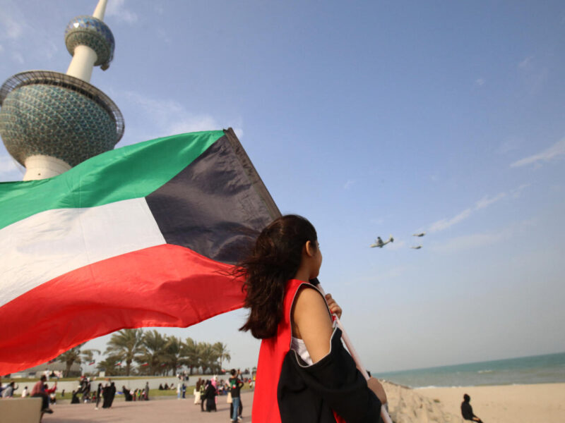 السبب اللي مخلي الكويت تحب الجنسيات المختلفة.. قرار هيفاجئ كل المغتربين”