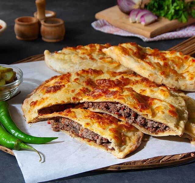 اعمل حواوشي جاهز.. طريقة عمل حواوشي زي الجاهز متعة بيتية