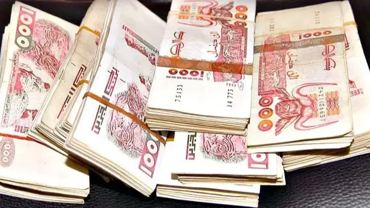 معاشات الجزائر نزلت بمواعيد جديدة