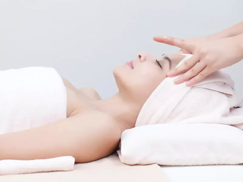 ربى الحمام البخار فى البيت وهتشوفى وشك بينور وينعم كأنك جاية من جلسة سكين كير فى مركز تجميل