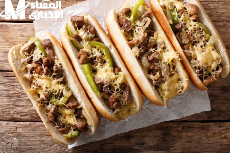 ساندويش ستيك بالجبن نكهة كاملة