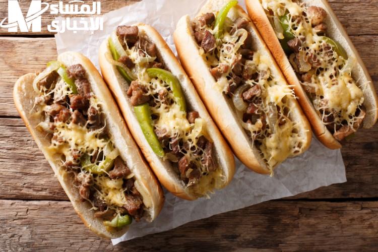 ساندويش ستيك بالجبن