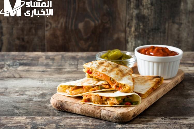 الكاساديا بحجم جديد.. كاساديا ميني بالدجاج خفيفة مشبعة