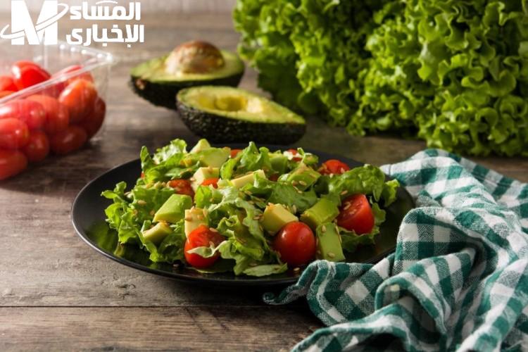 الأفوكادو اختار الصلصة.. طريقة عمل سلطة الأفوكادو بالصلصة نضارة فورية