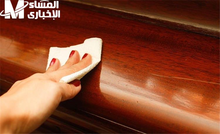 ادخل لطريقة الصنع واحترف.. طريقة عمل ملمع خشب طبيعي في البيت جمال دائم