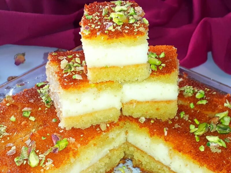 اجدع حلوانى قلك على سر نجاحها.. عمل  بسبوسة بالكريمة 2025 فى البيت.. طعم خيالى وملمس ناعم يخطف القلوب ويخلى الكل يطلب تانى