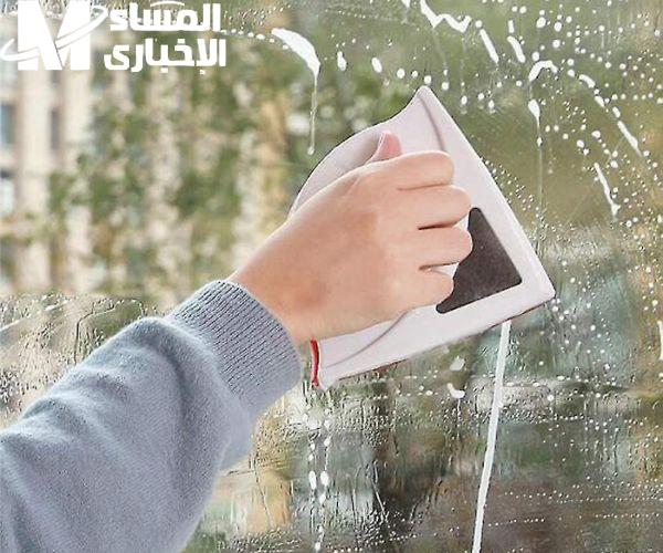 زجاج صافي كالمرآة.. تنظيف الزجاج والمرايا بدون أي أثر
