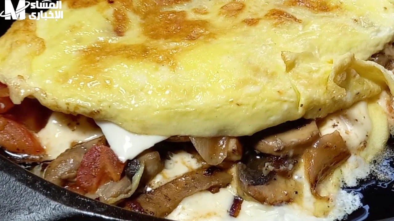 أومليت بالفطر والجبنة