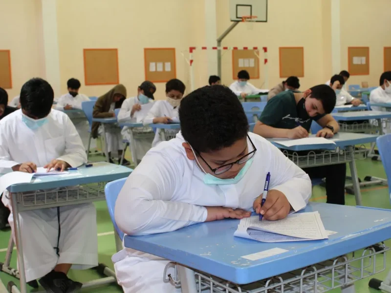 الامتحانات قربت والجدول نزل رسمي.. اعرف مواعيد اختبارات الفصل الدراسي الثالث وخليك جاهز من دلوقتي قبل الزحمة