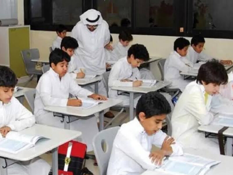 معلمون اهتموا اليوم.. تفاصيل فتح باب التقديم على التقاعد المبكر للمعلمين 1447هـ في السعودية بلا صعوبة
