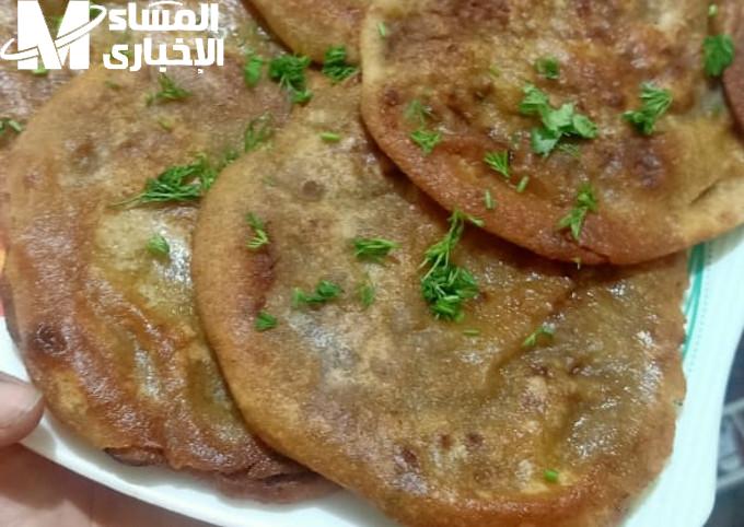 تعالى اتعلم أسهل وأسرع طريقة تعمل بيها حواوشي طعمه ولا أطيب من الجاهز في البيت خطوة بخطوة