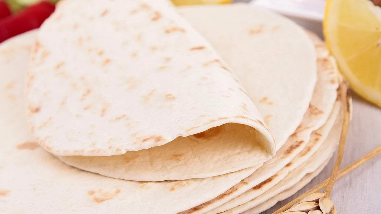خبز التورتيلا المكسيكي