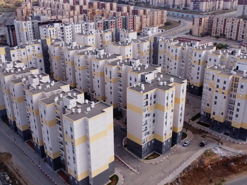 اسمك طلع فى الكشوف؟ الحق شوف نفسك ضمن المقبولين فى سكنات عدل 3 الجزائر وفرّح قلبك