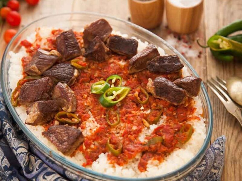 حضّر سفرتك فوراً.. طريقة عمل فتة اللحمة بطريقة سهلة