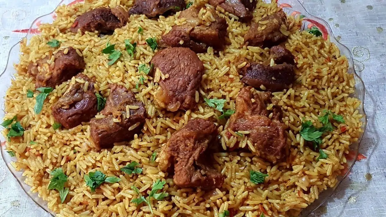 كبسة اللحم بالأرز البسمتي