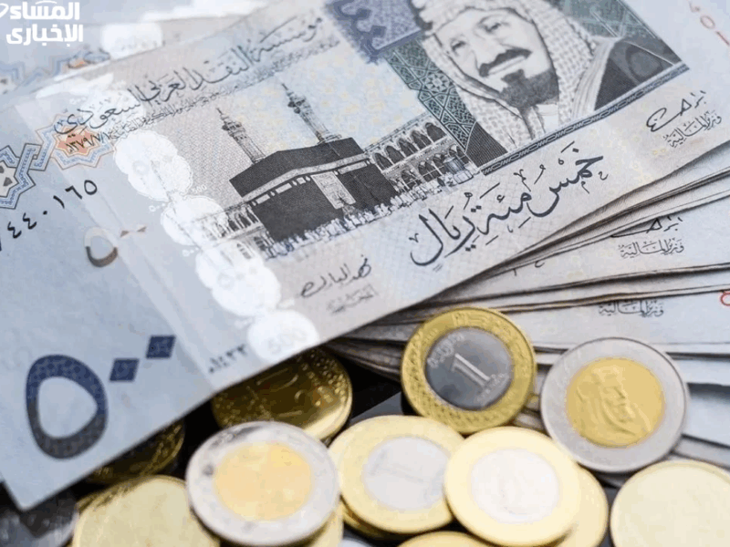 الحساب نور بالفلوس خلاص.. الراتب نزل في السعودية وأنت أول واحد كسبان كسب مضمون